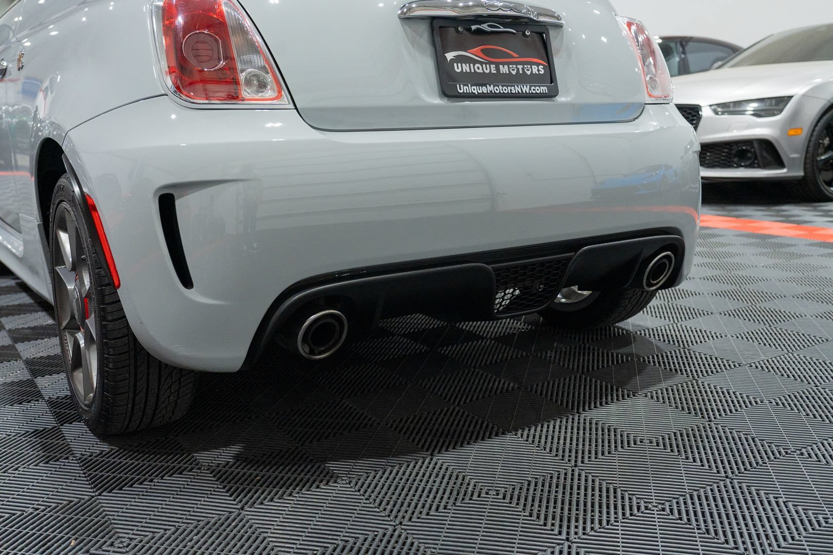 Used 2016 FIAT 500 Abarth FWD image 10
