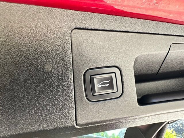 Used 2017 Cadillac XT5 Luxury AWD/4WD image 27