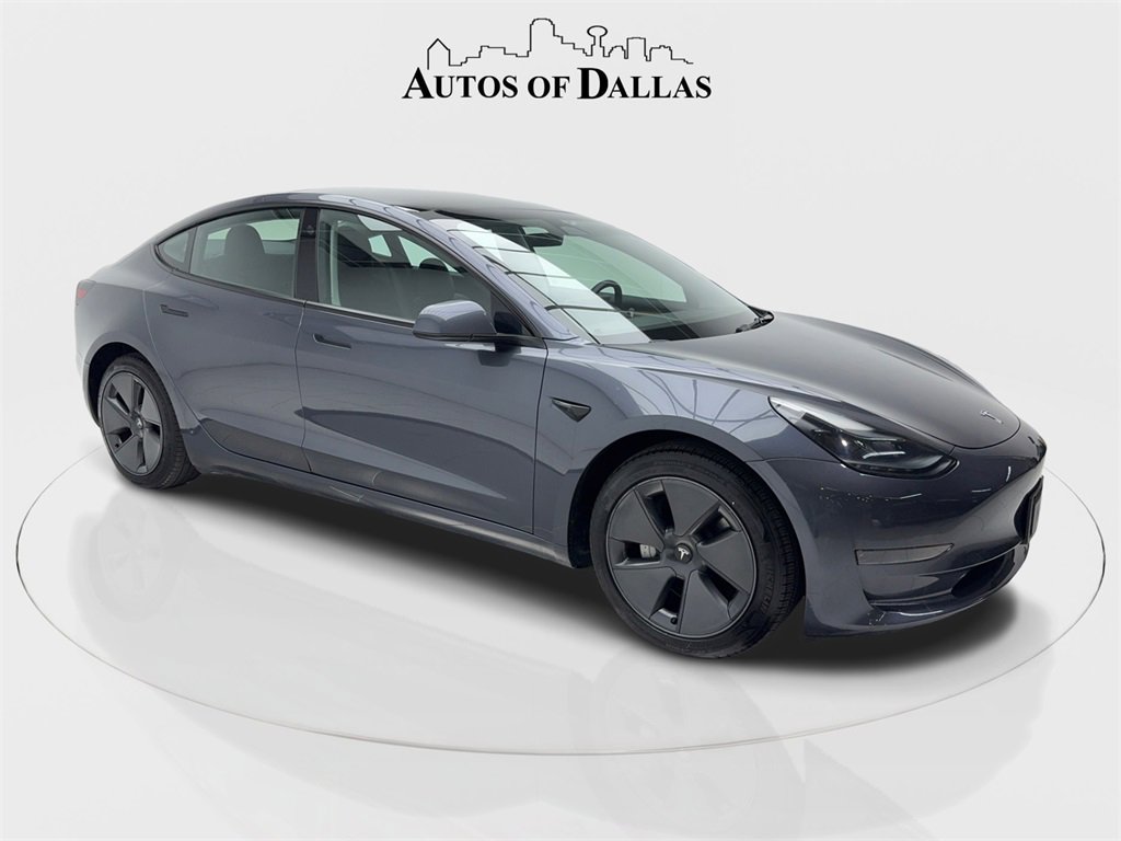 Used 2023 Tesla Model 3 Standard Range image 2