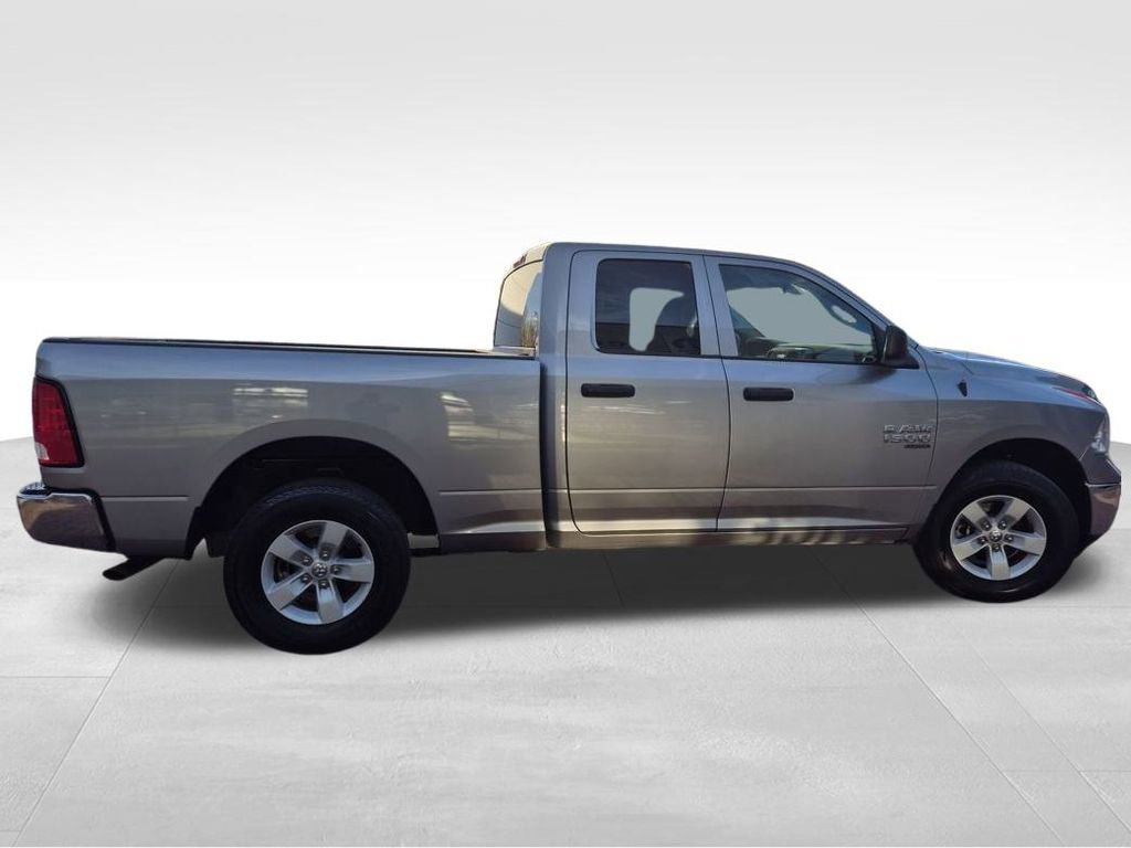Used 2024 RAM 1500 Classic SLT image 10