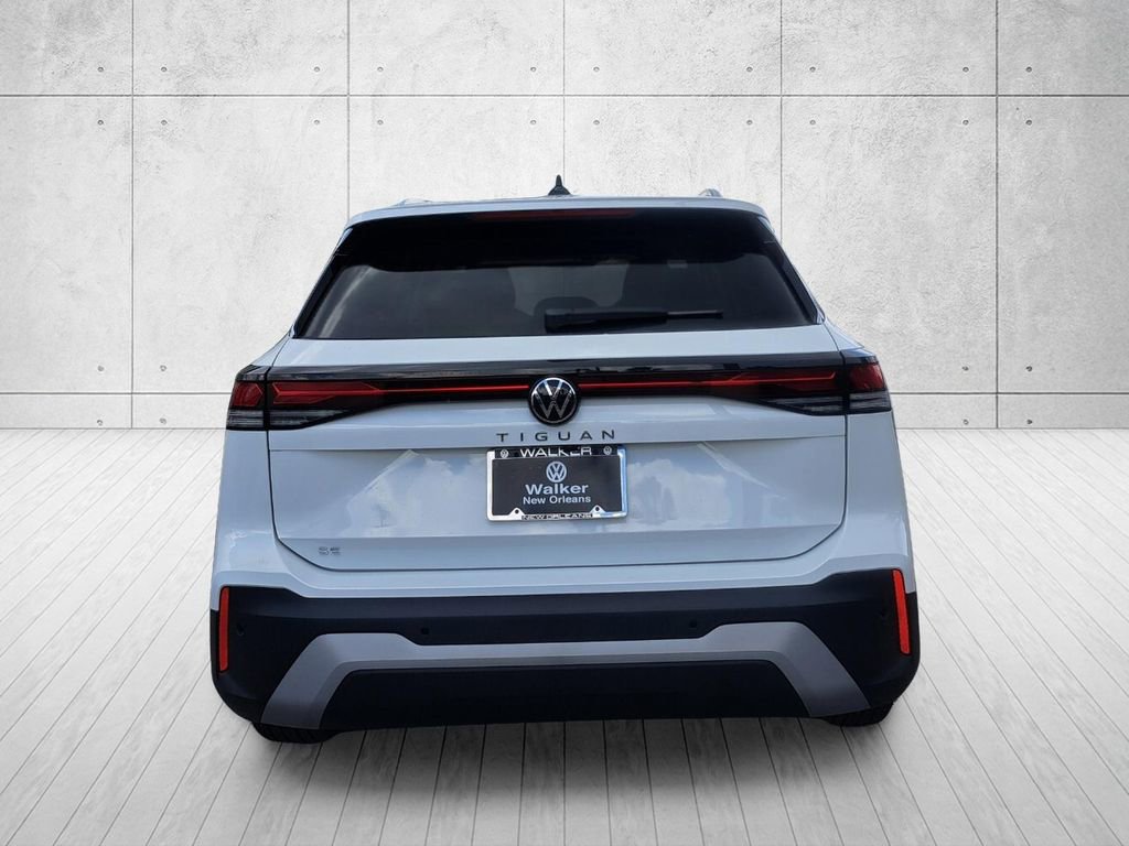 New 2026 Volkswagen Tiguan SE FWD image 5
