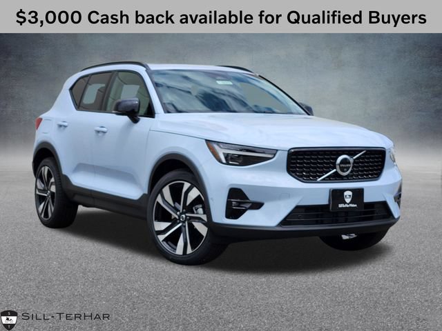 New 2026 Volvo XC40 B5 Ultra w/ Protection Package Premier
