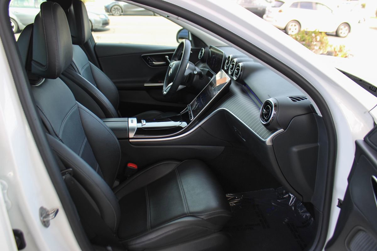 Used 2023 Mercedes-Benz C 300 Sedan image 17
