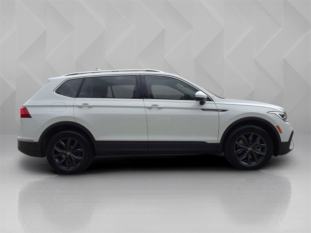 Used 2022 Volkswagen Tiguan SE image 6