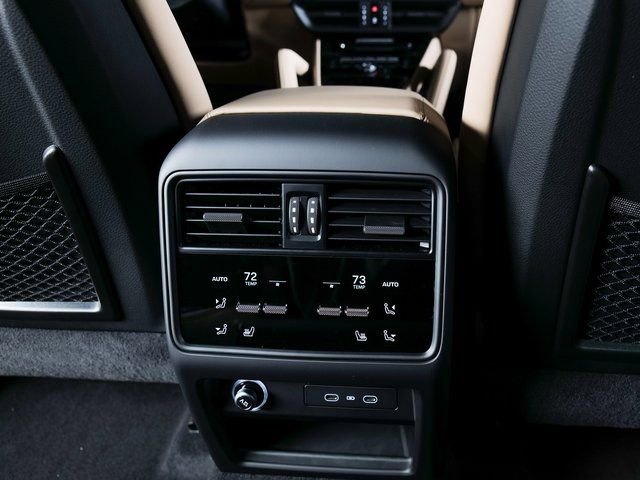 New 2026 Porsche Cayenne GTS image 14