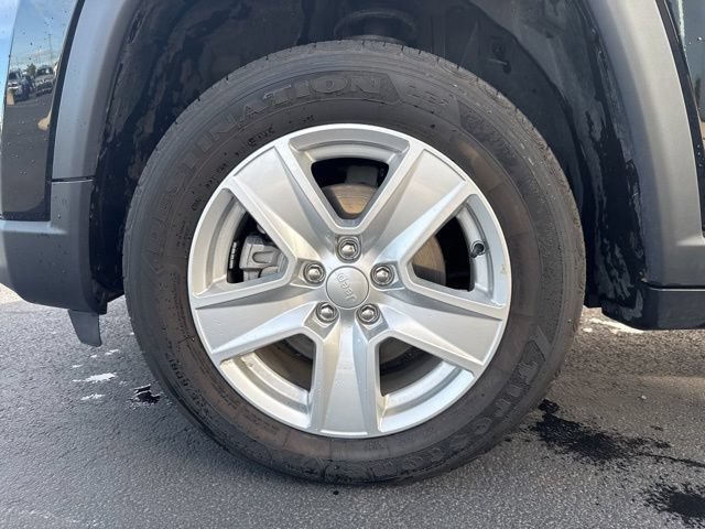 Used 2022 Jeep Compass Latitude AWD/4WD image 12