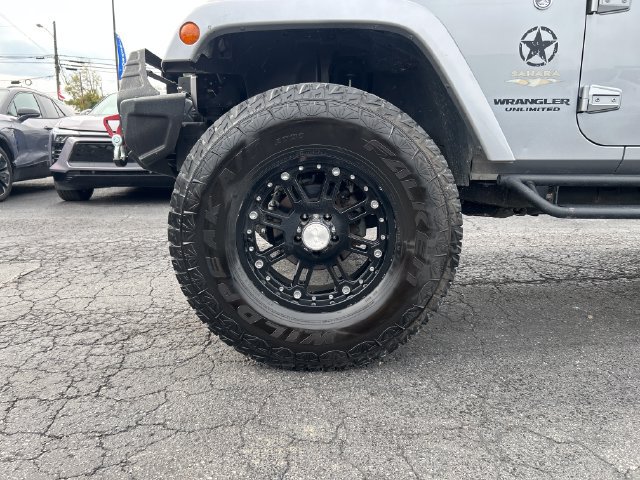 Used 2014 Jeep Wrangler Unlimited Sahara w/ Max Tow Package AWD/4WD image 24