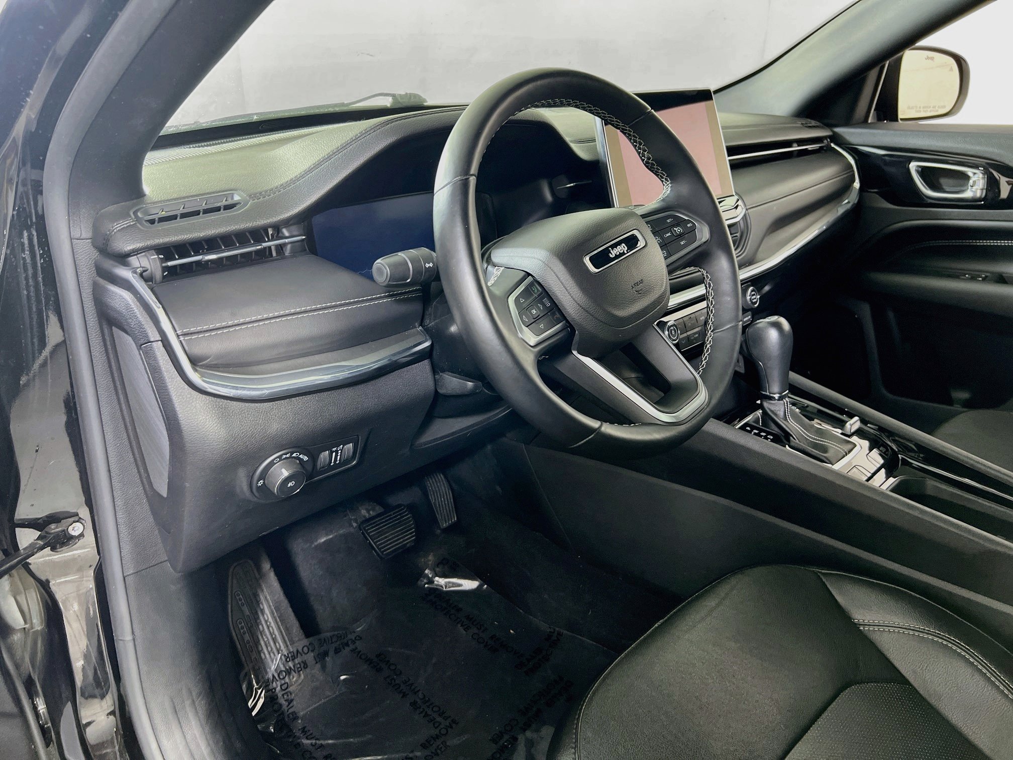 Used 2022 Jeep Compass High Altitude AWD/4WD image 9