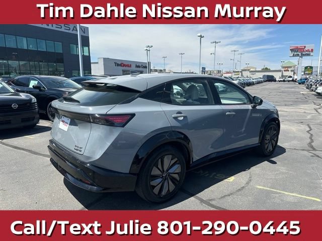Used 2024 Nissan Ariya AWD image 12