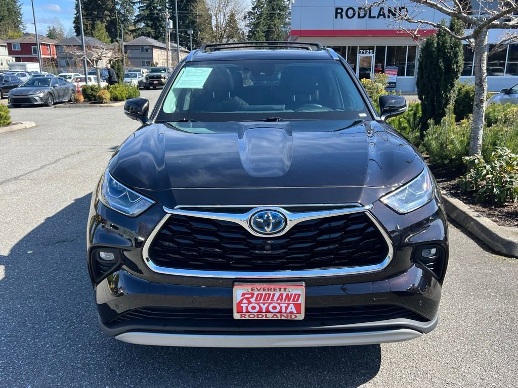 Certified 2021 Toyota Highlander Platinum AWD/4WD image 5