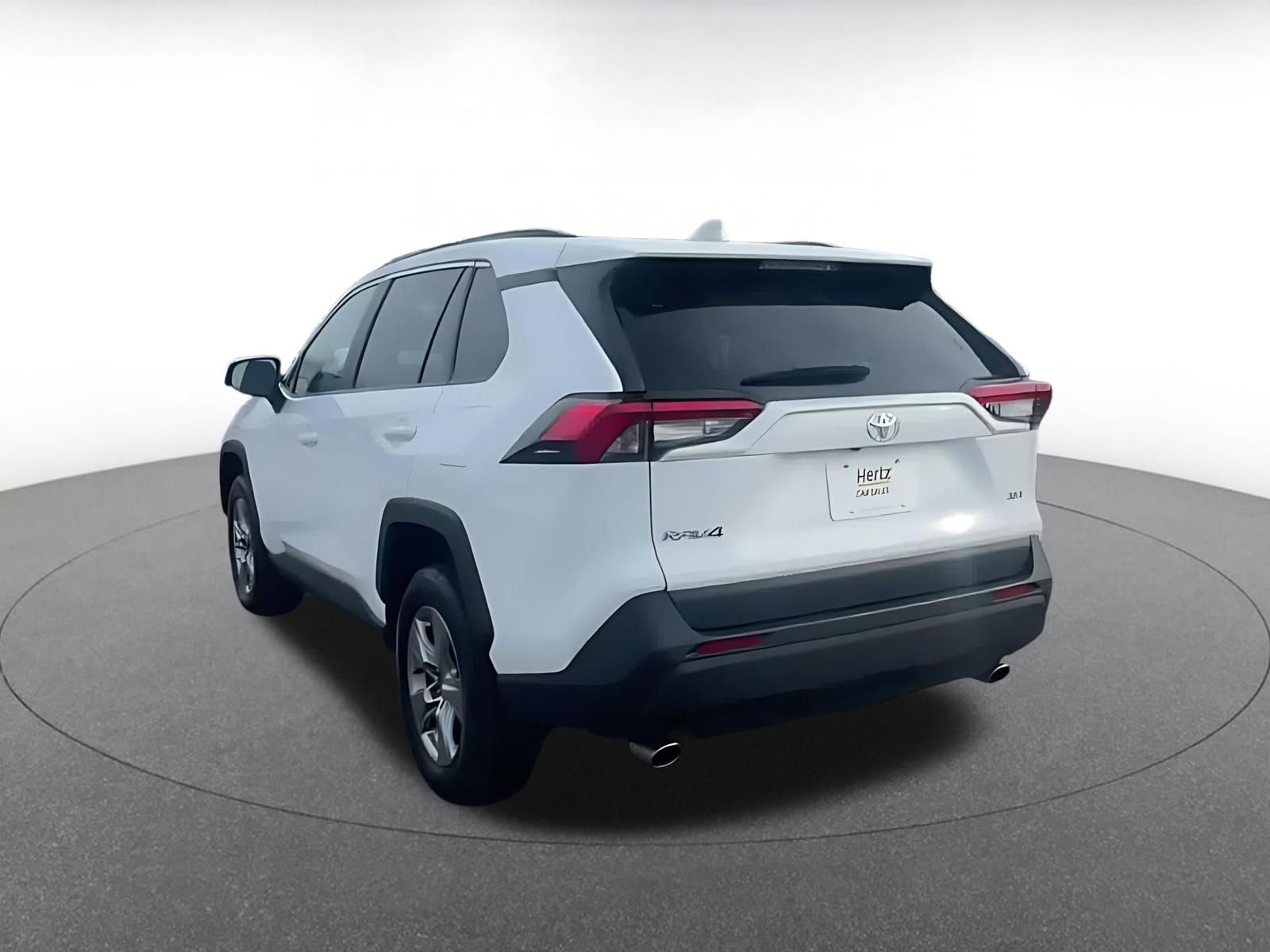 Used 2025 Toyota RAV4 XLE w/ Weather Package FWD image 11