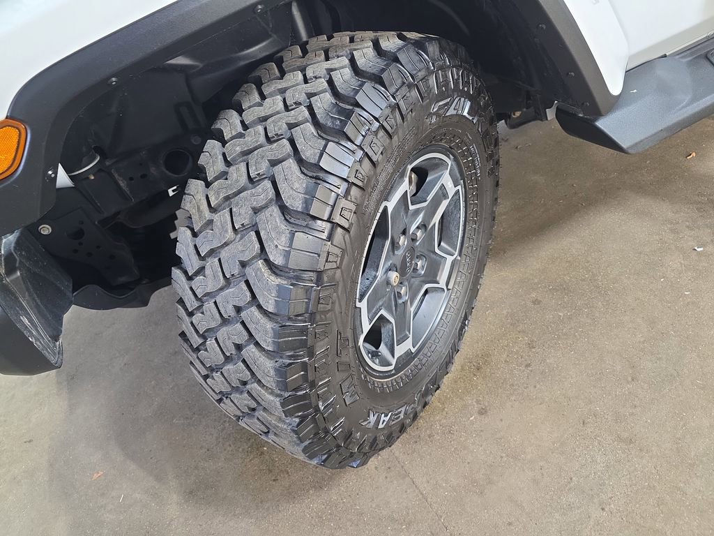 Used 2021 Jeep Gladiator Overland w/ Advanced Safety Group image 30