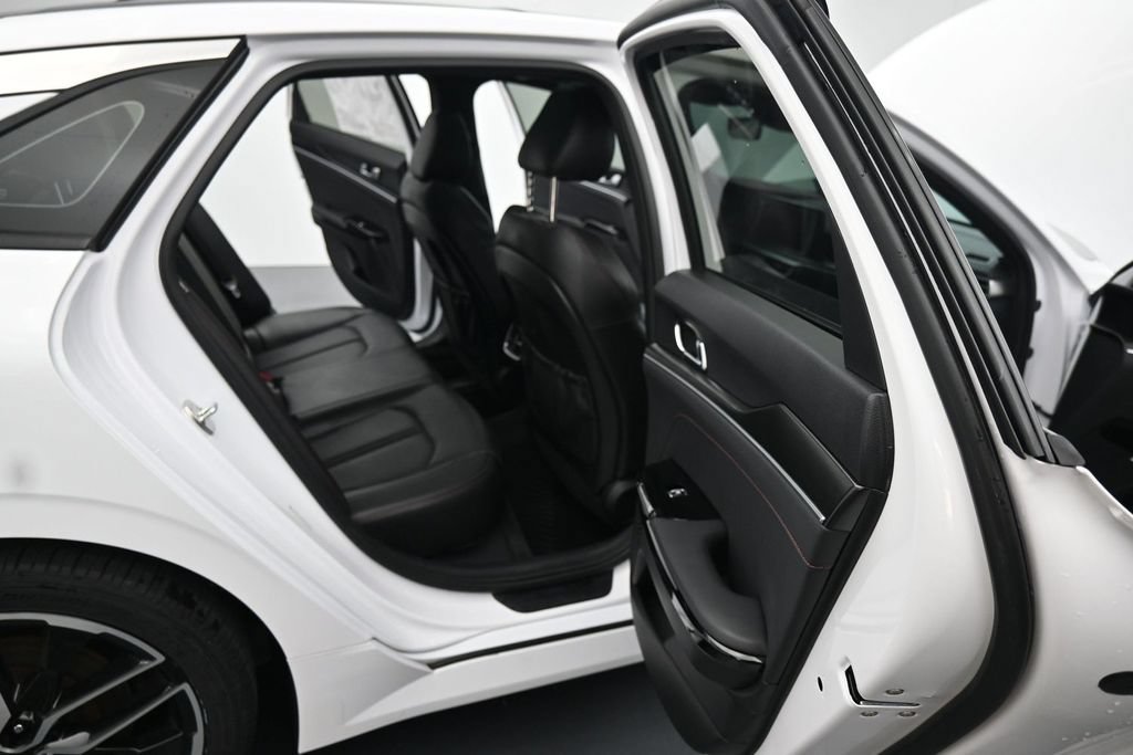 Used 2021 Kia K5 GT w/ GT1 Package FWD image 24