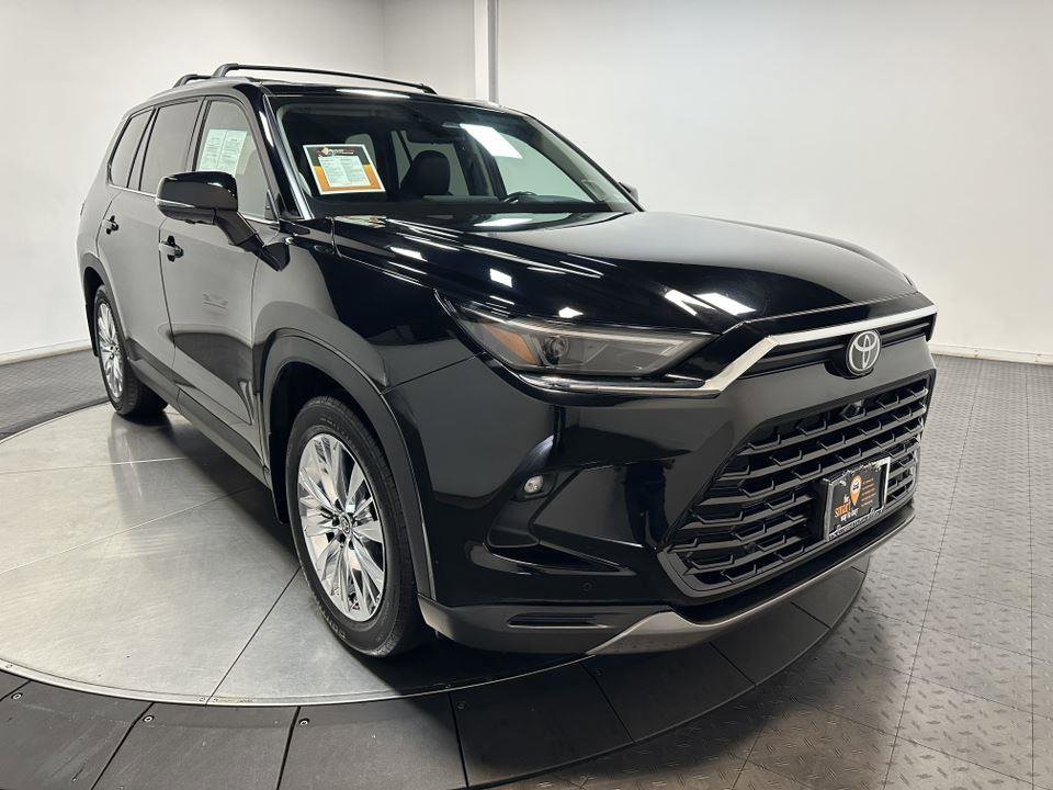 Used 2024 Toyota Grand Highlander Platinum image 2