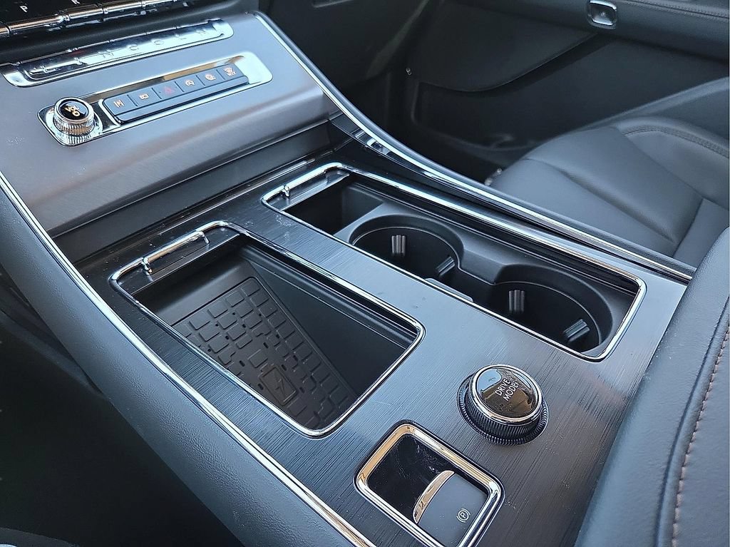 New 2026 Lincoln Aviator 2WD image 20