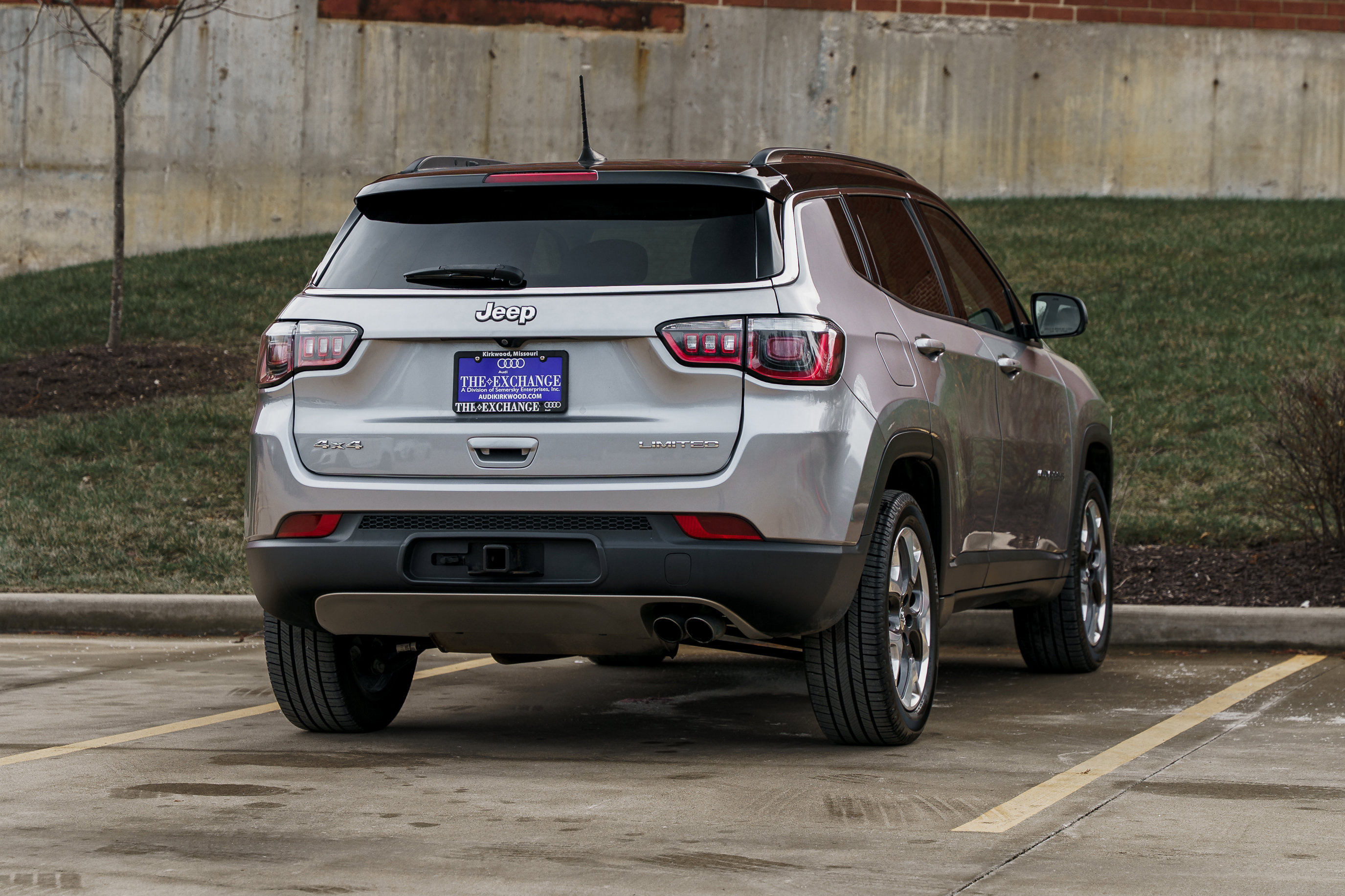 Used 2018 Jeep Compass Limited w/ Trailer Tow Group image 4