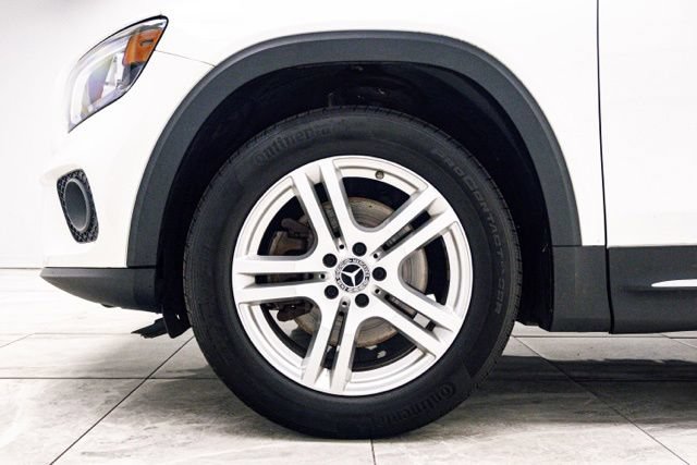 Used 2022 Mercedes-Benz GLB 250 4MATIC image 35