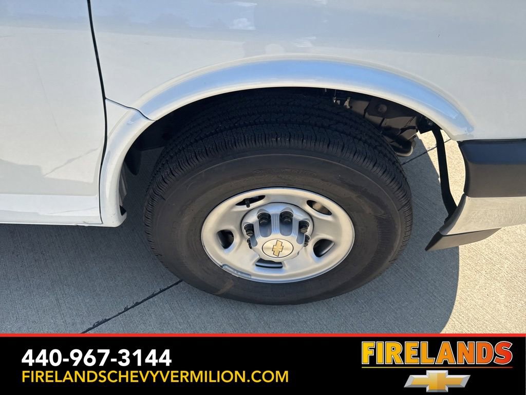 New 2025 Chevrolet Express 2500 Work Van w/ Driver Convenience Package image 34