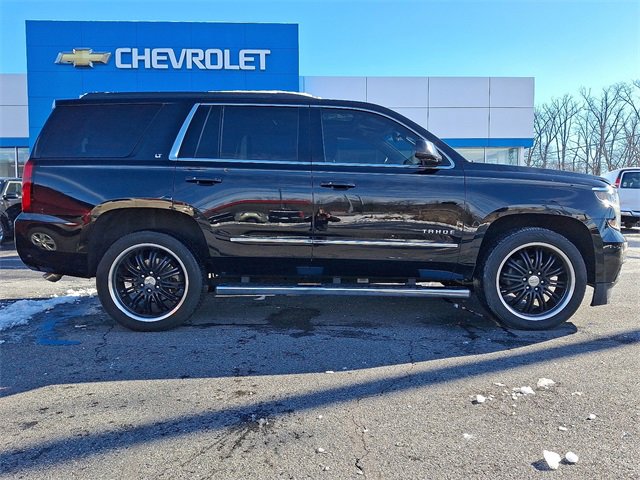 Used 2017 Chevrolet Tahoe LT w/ LT Signature Package image 7