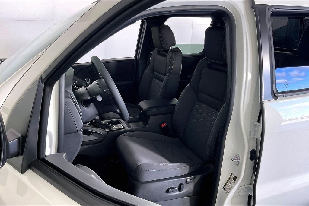 New 2026 Nissan Frontier SV w/ All-Weather Content Package image 12