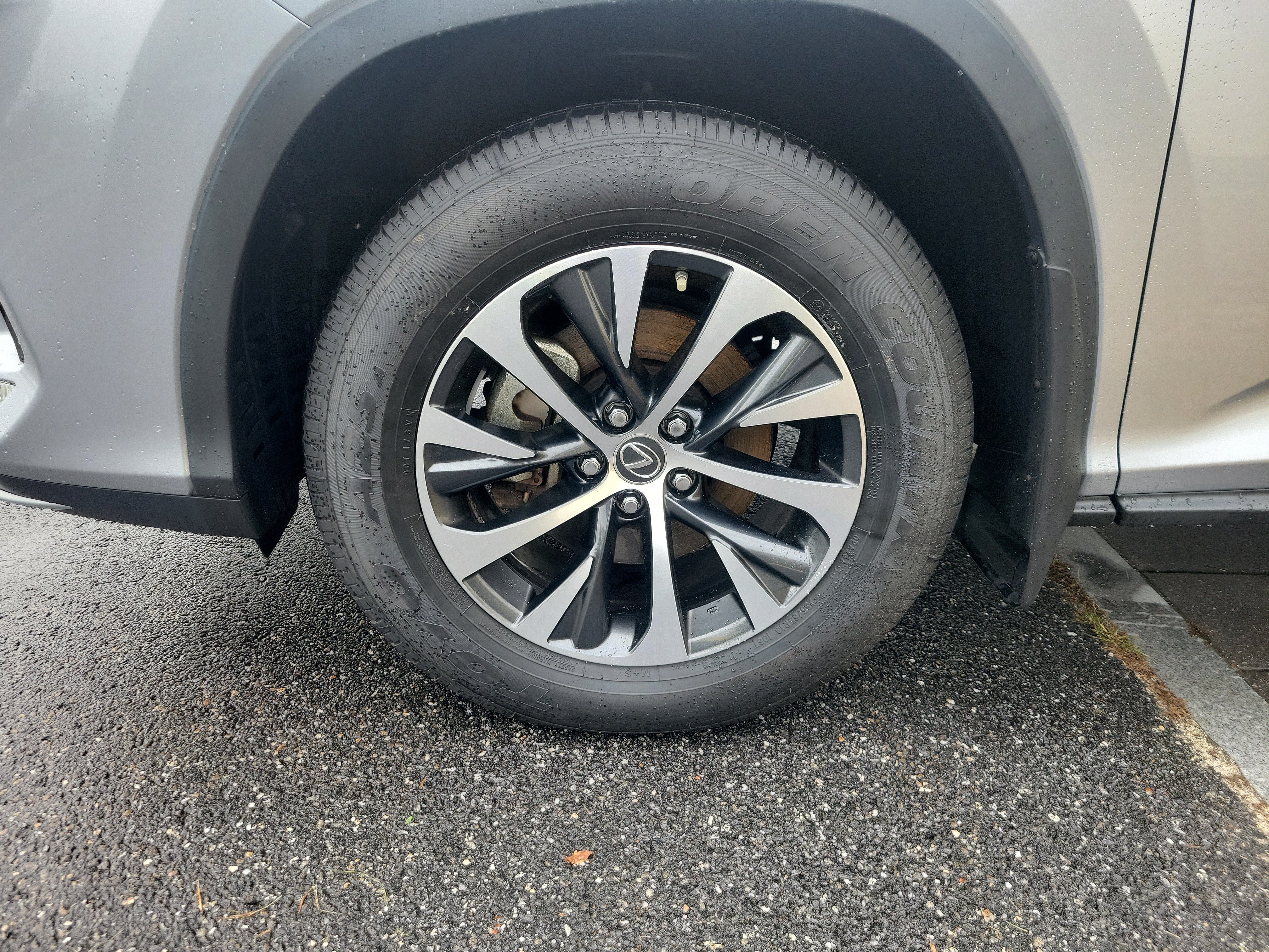Used 2022 Lexus RX 350L Premium w/ Premium Package AWD/4WD image 11