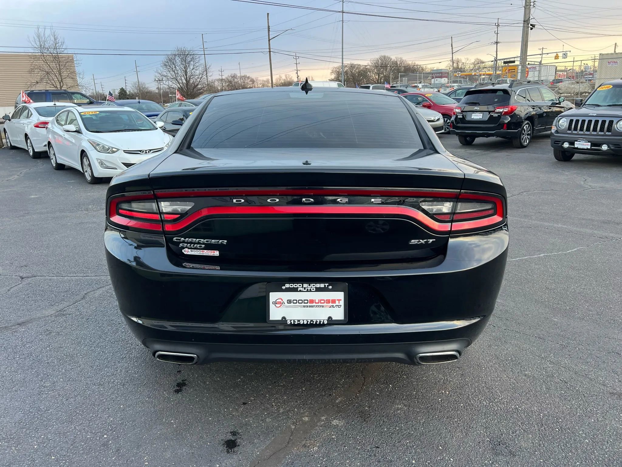 Used 2017 Dodge Charger SXT image 8