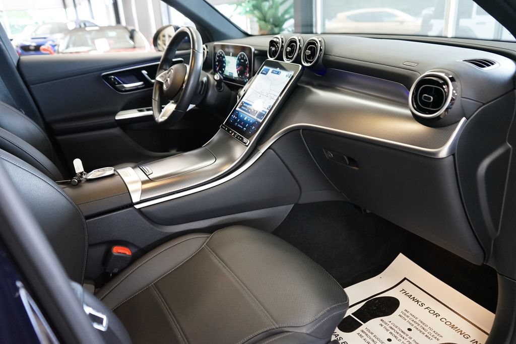 Used 2024 Mercedes-Benz GLC 300 4MATIC image 49
