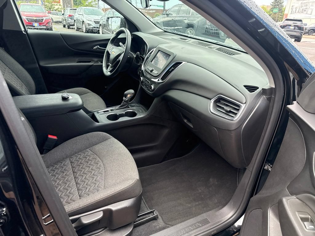 Used 2024 Chevrolet Equinox LT AWD/4WD image 39