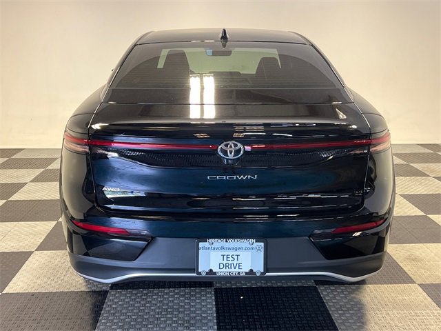 Used 2024 Toyota Crown XLE image 4