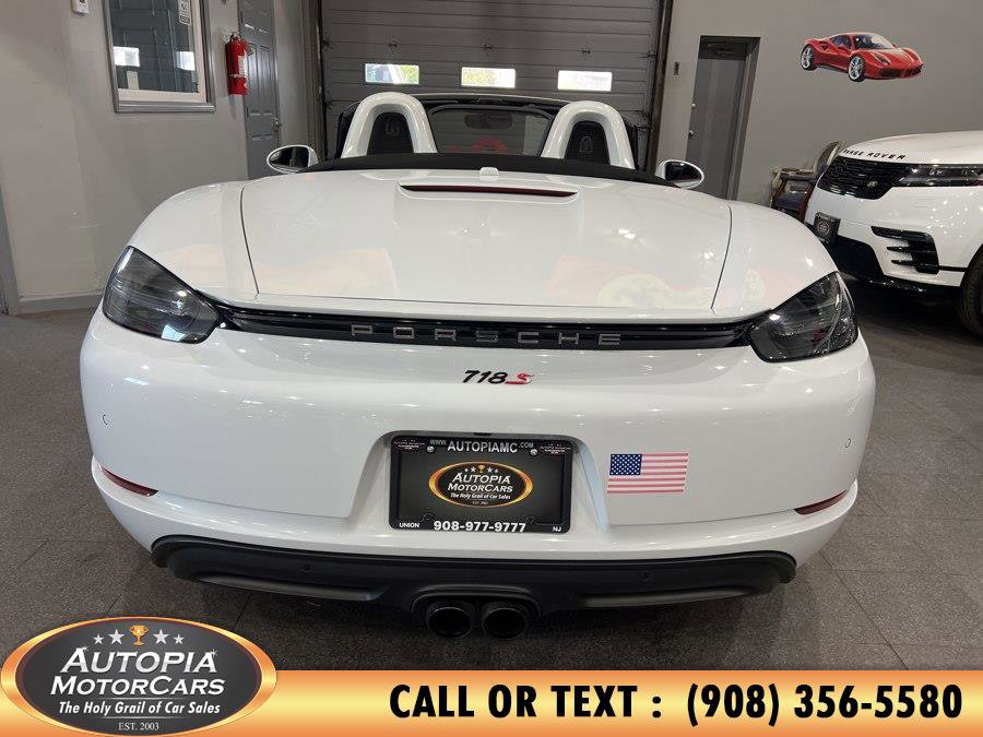 Used 2019 Porsche 718 Boxster RWD image 4