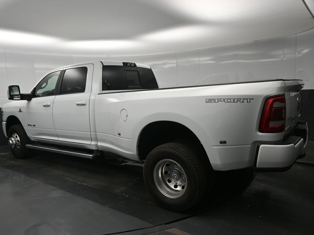 Used 2023 RAM 3500 Laramie image 21