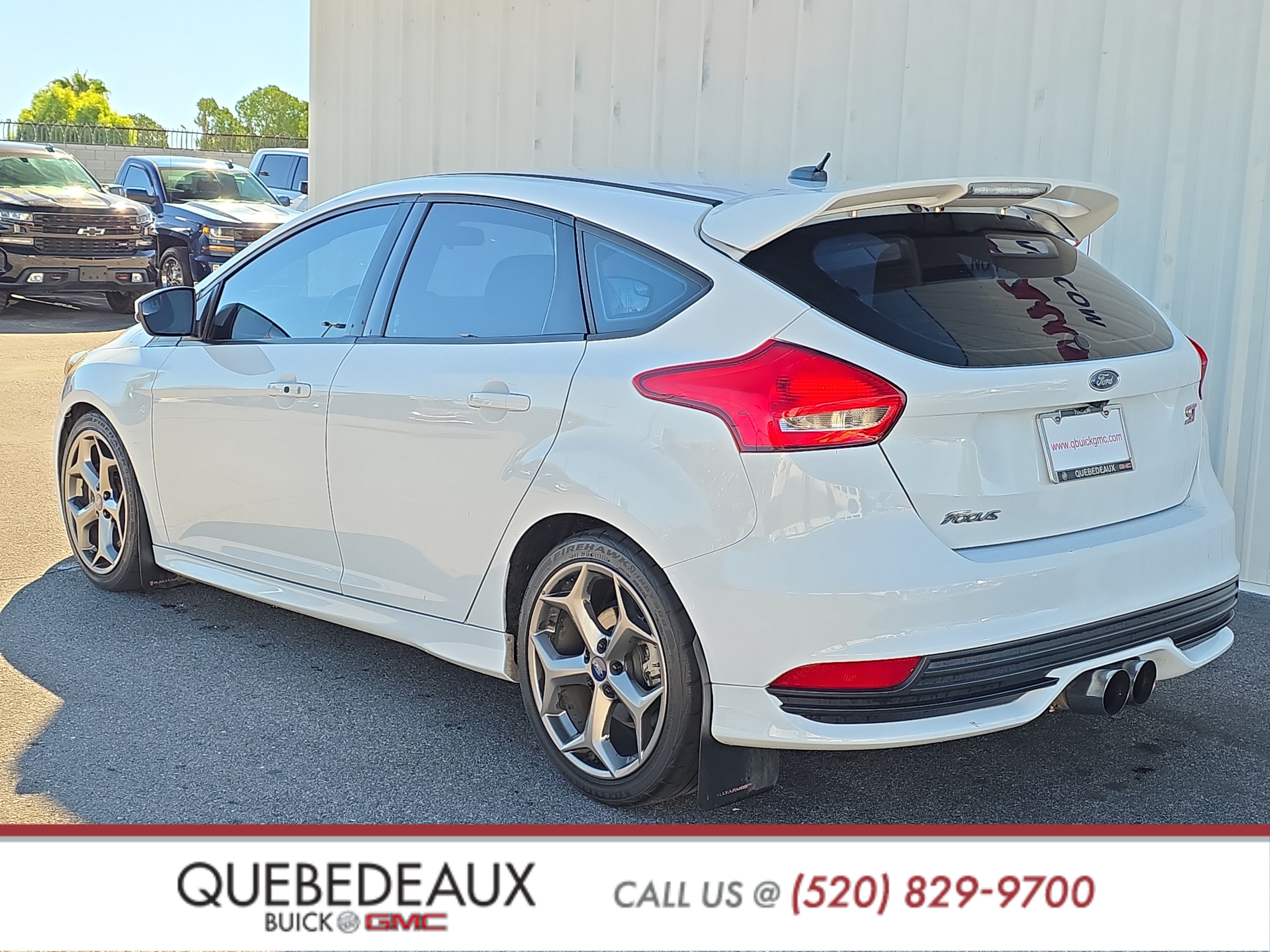 Used 2018 Ford Focus ST FWD image 5