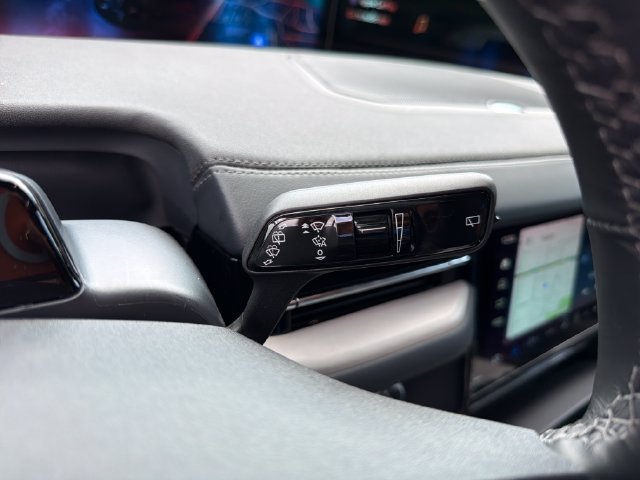 New 2027 Lincoln Navigator Reserve w/ Jet Appearance Package AWD/4WD image 27
