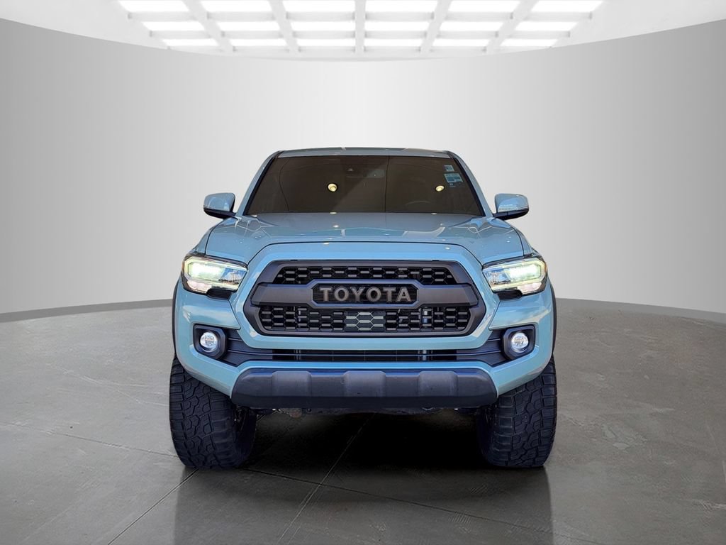 Used 2023 Toyota Tacoma TRD Off-Road w/ Technology Package AWD/4WD image 2