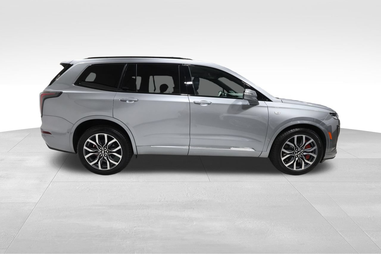 Certified 2025 Cadillac XT6 Sport w/ Platinum Package AWD/4WD image 5
