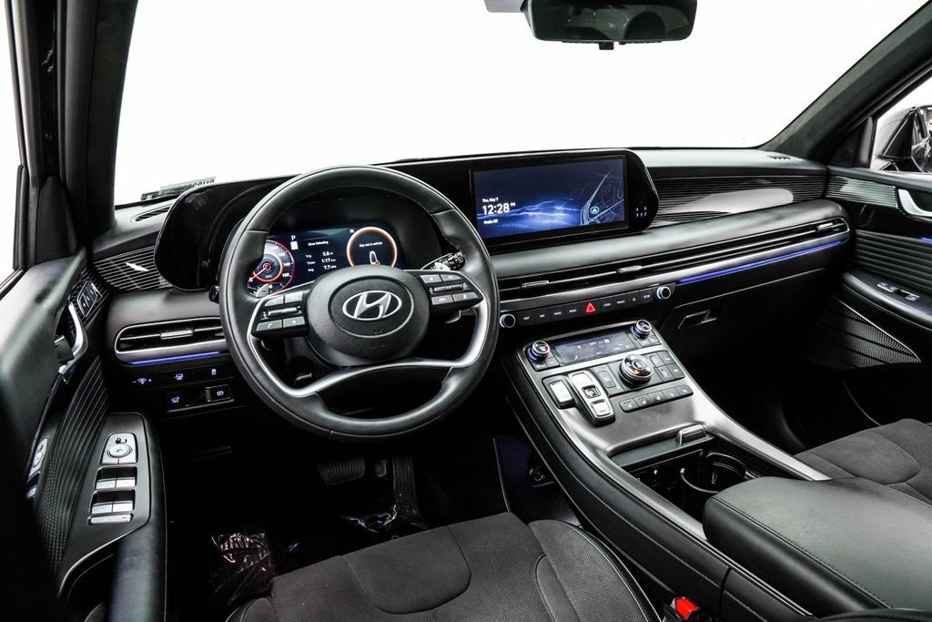 Used 2025 Hyundai Palisade Calligraphy AWD/4WD image 4