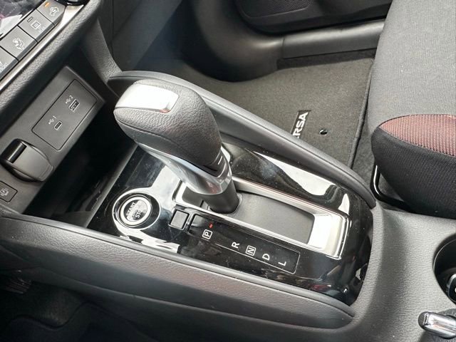 New 2025 Nissan Versa SR w/ Trunk Package image 25