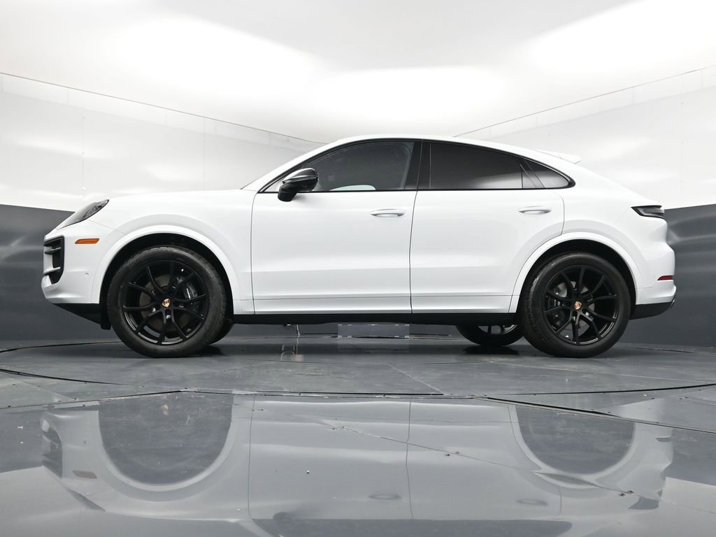 New 2026 Porsche Cayenne Coupe image 21