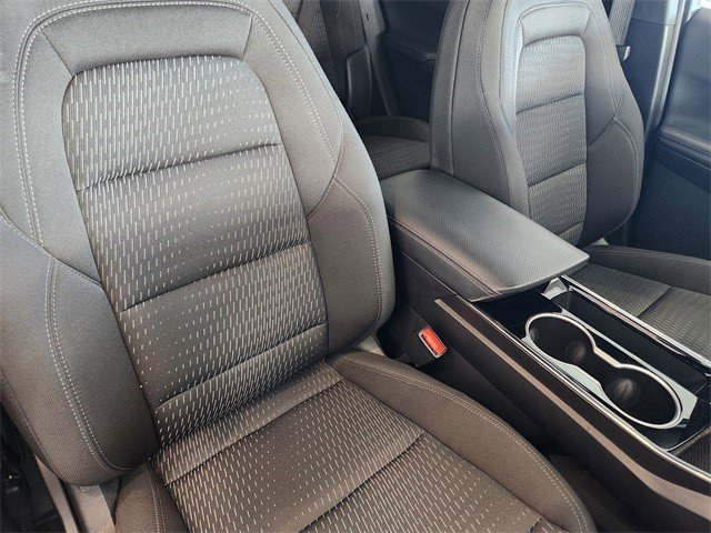 Certified 2025 Chevrolet Equinox LT w/ Safety and Technology Package image 15