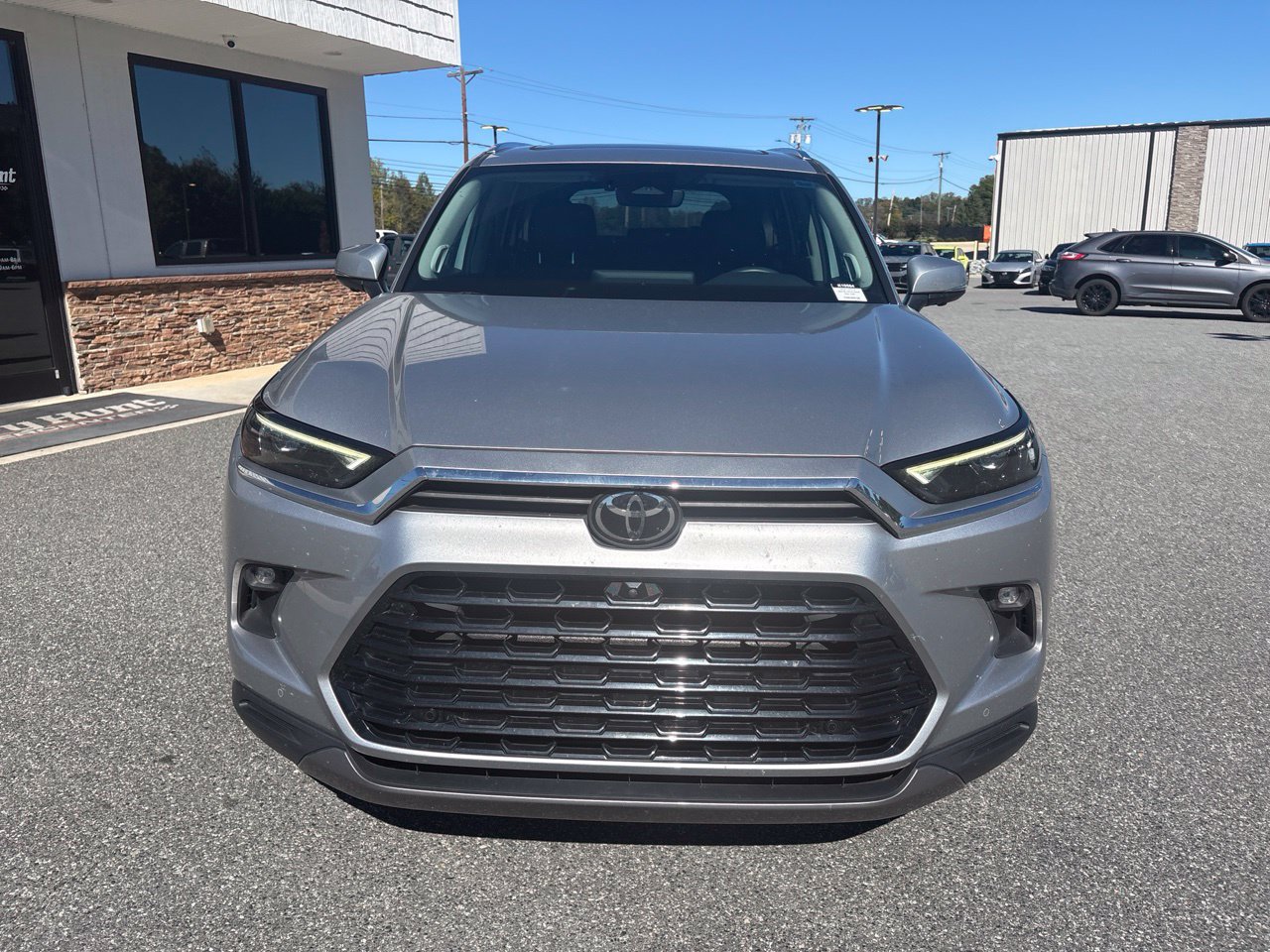 Used 2024 Toyota Grand Highlander FWD image 12