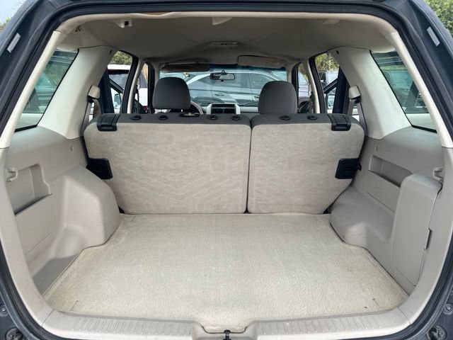 Used 2008 Ford Escape XLS FWD image 9