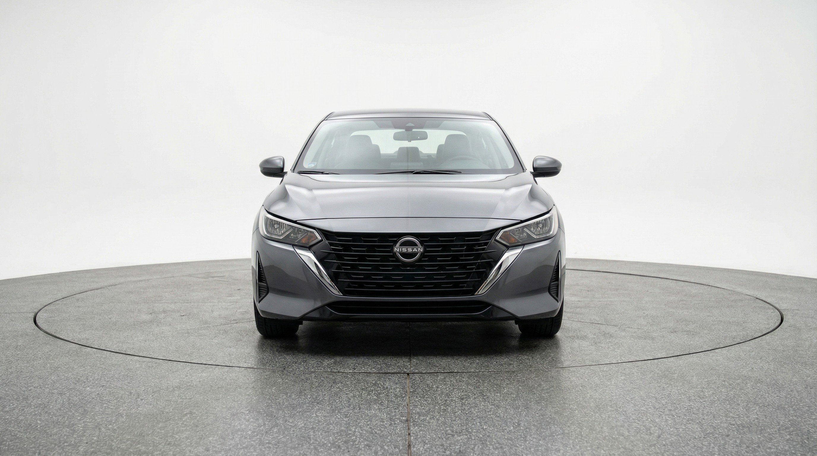 Used 2025 Nissan Sentra SV image 2