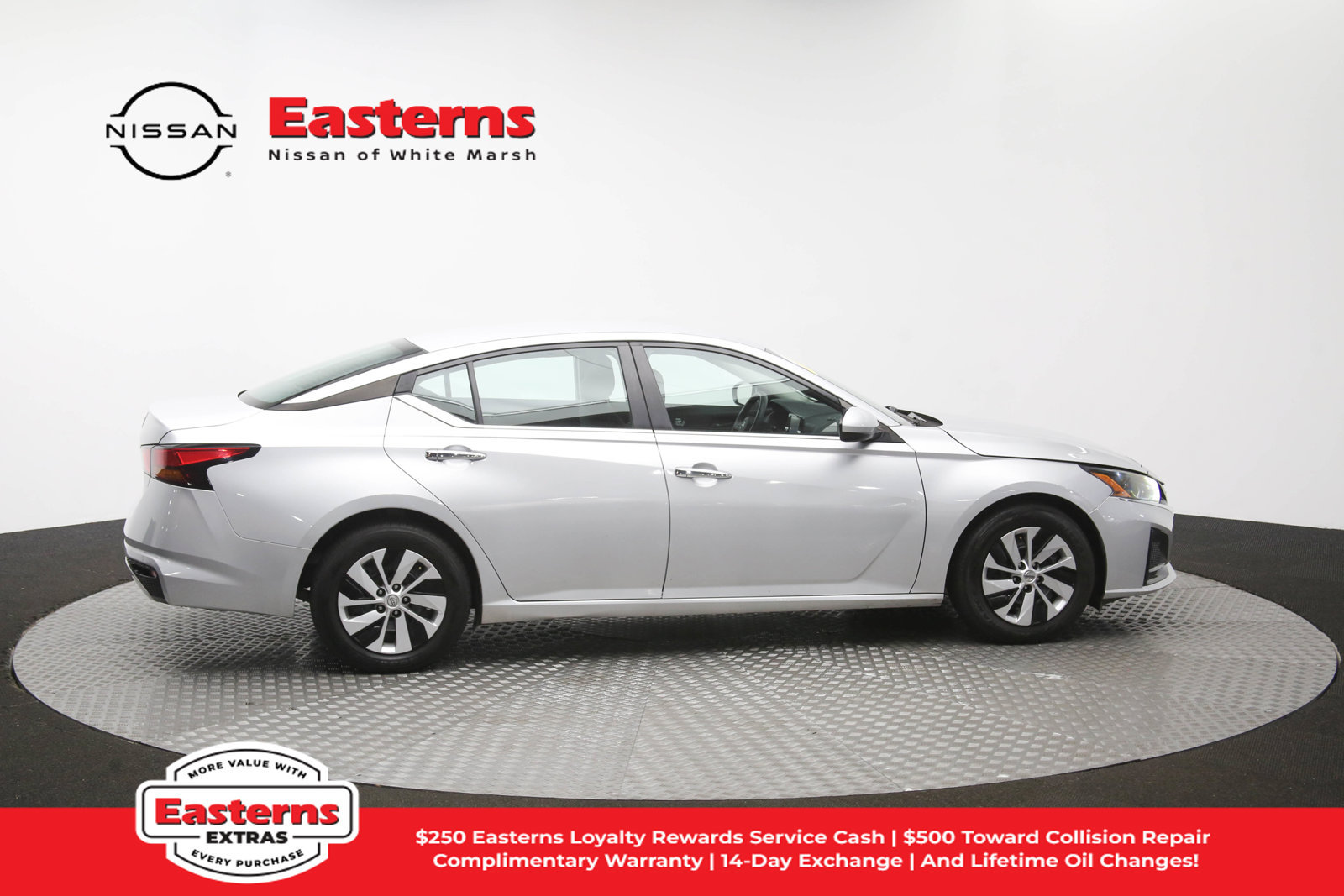 Used 2023 Nissan Altima 2.5 S FWD image 43