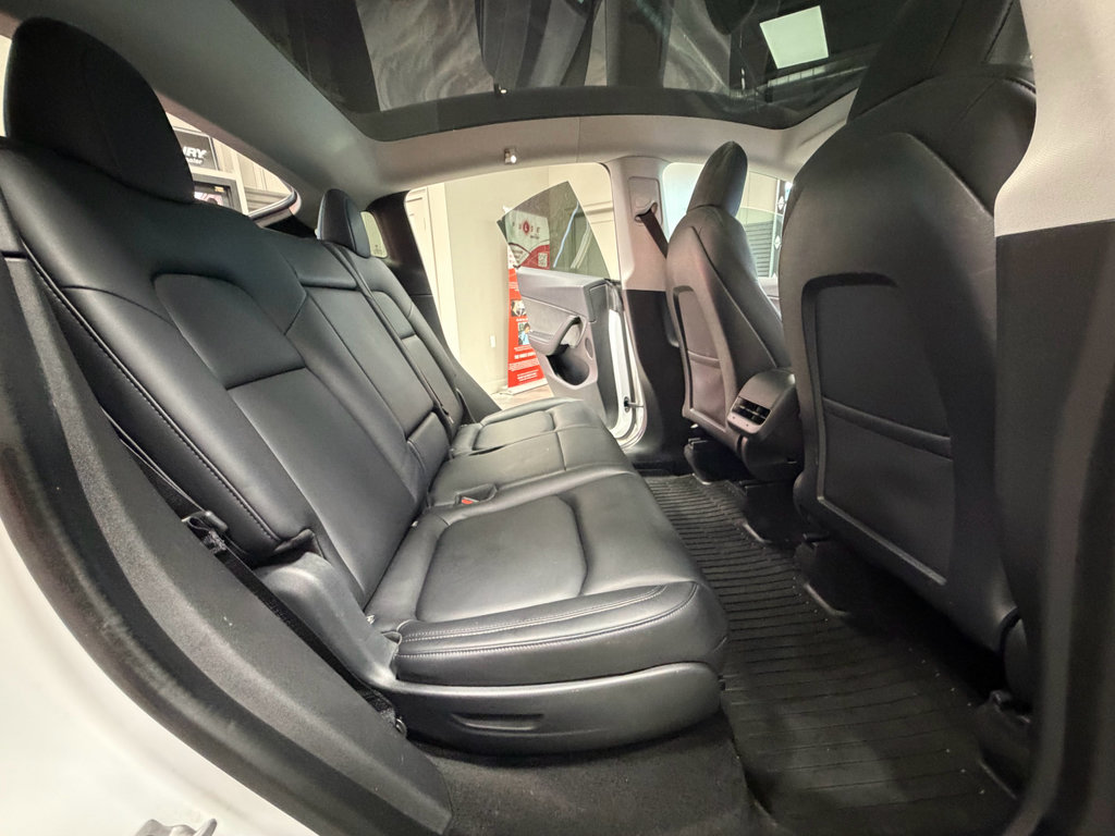 Used 2021 Tesla Model Y Long Range AWD/4WD image 47