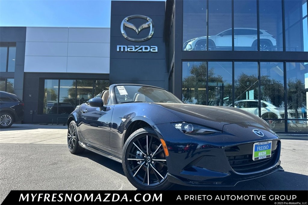 New 2025 MAZDA MX-5 Miata Grand Touring w/ Appearance Package