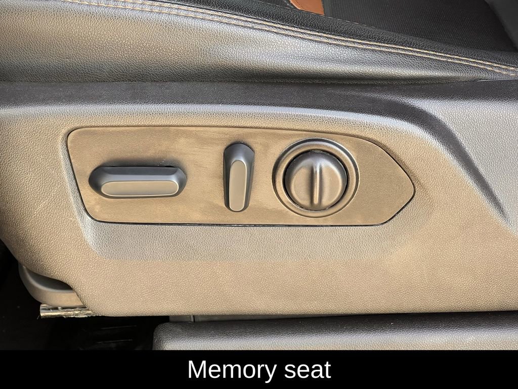 Used 2022 GMC Sierra 2500 AT4 w/ AT4 Premium Plus Package image 32