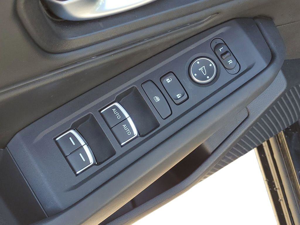 Used 2023 Honda Accord EX-L image 14