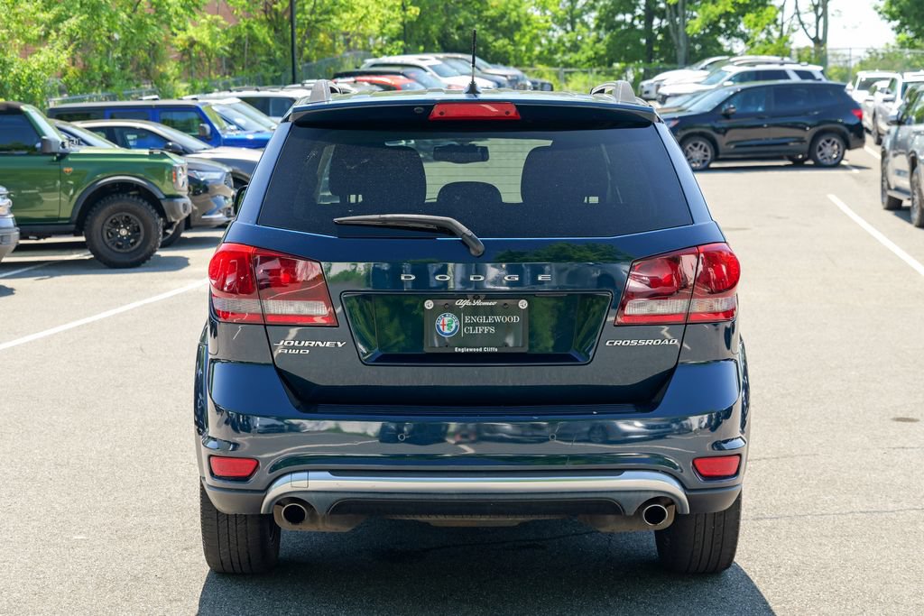 Used 2015 Dodge Journey Crossroad w/ Flexible Seating Group AWD/4WD image 6