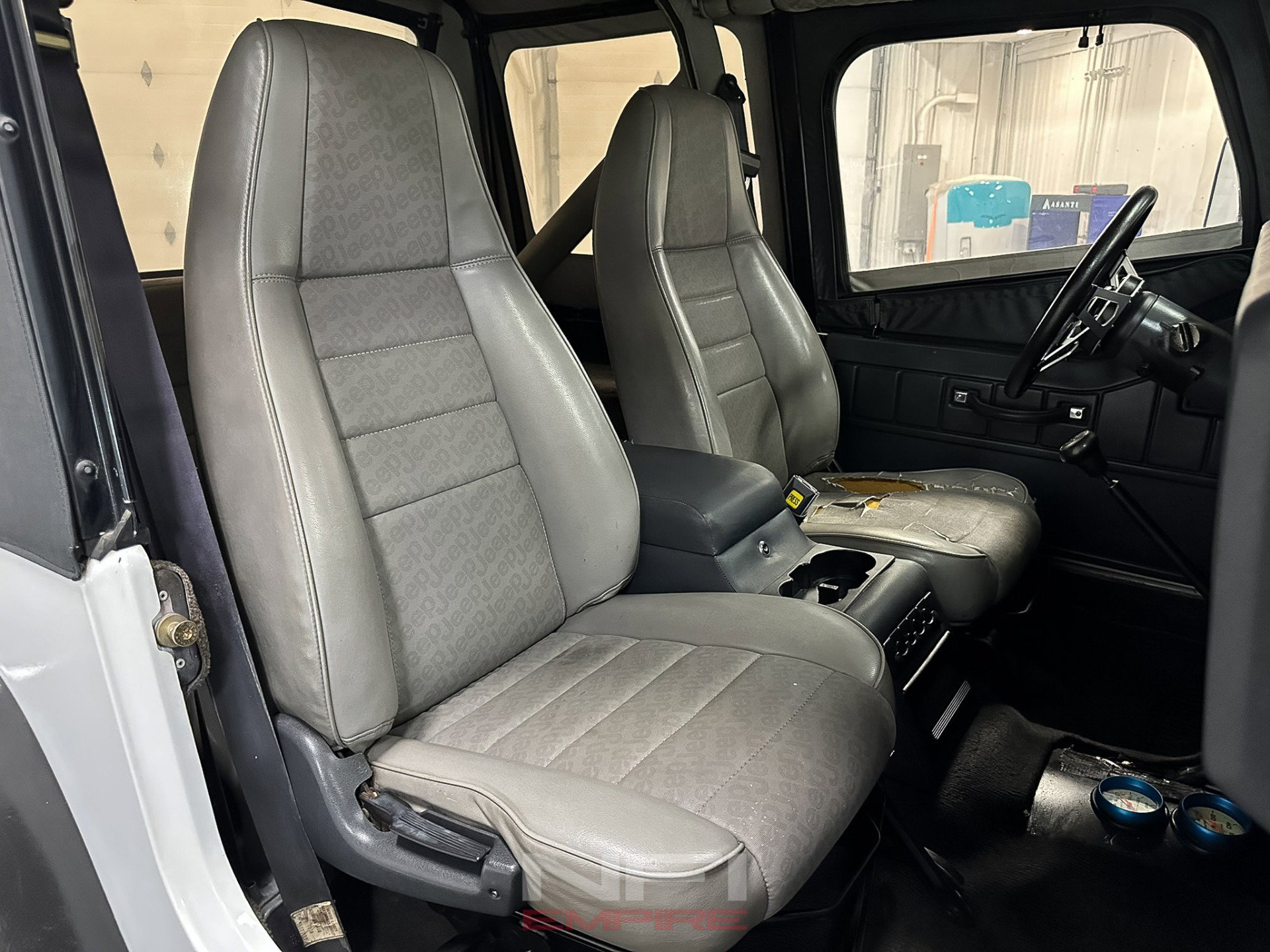 Used 1991 Jeep Wrangler S AWD/4WD image 35