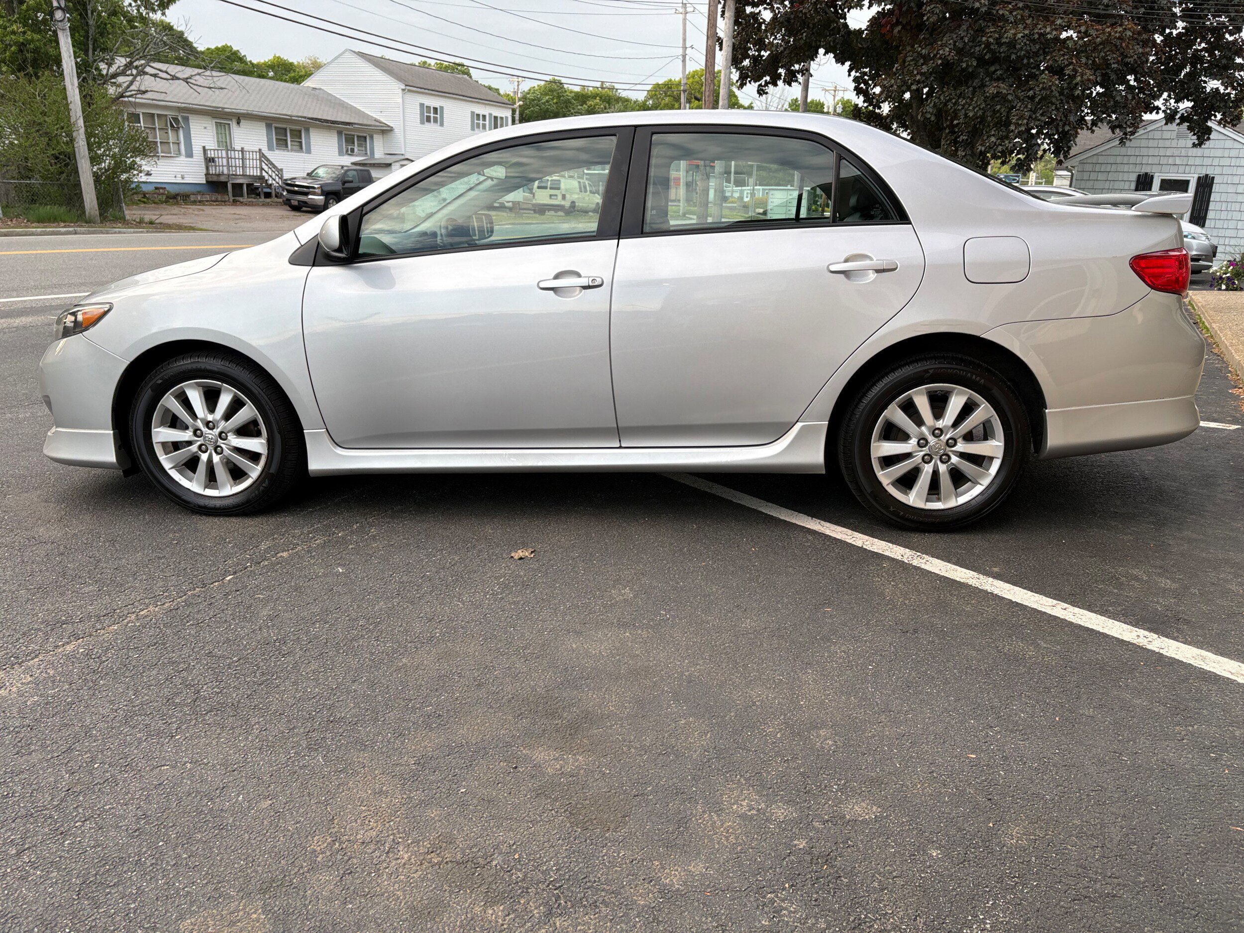 Used 2009 Toyota Corolla S FWD image 9